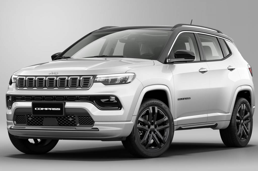 Jeep Compass Overland 2025 Jeep Compass Overland é a outra versão que traz motor 2.0 turbo a gasolina