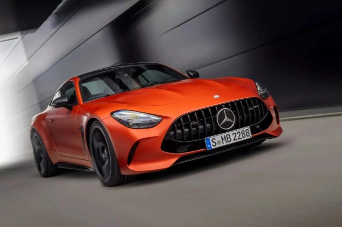 Mercedes-AMG-GT-63-S-E-Performance-5-2048×1368