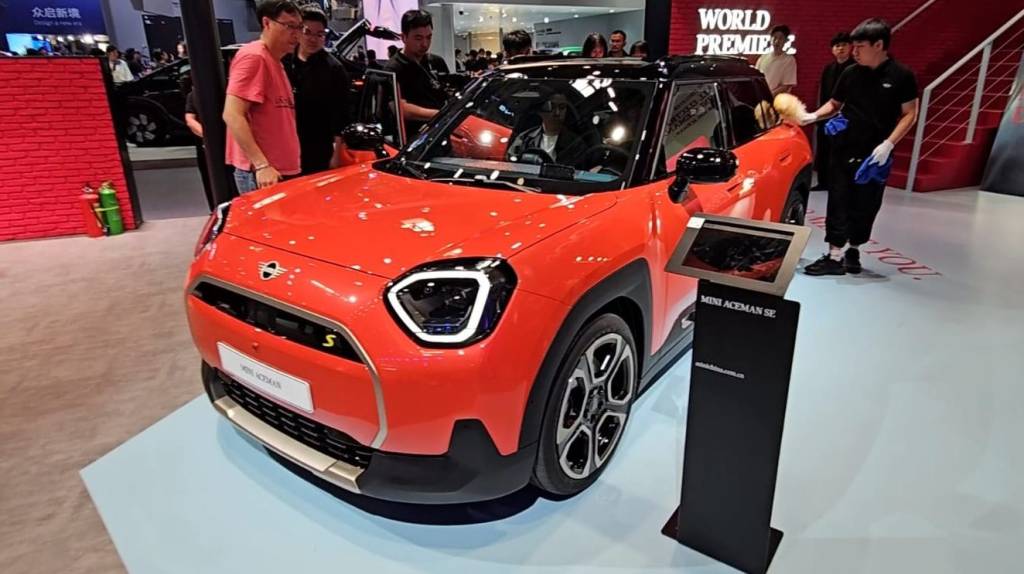 Novo Mini Aceman tem jeitão de hatch aventureiro para substituir perua