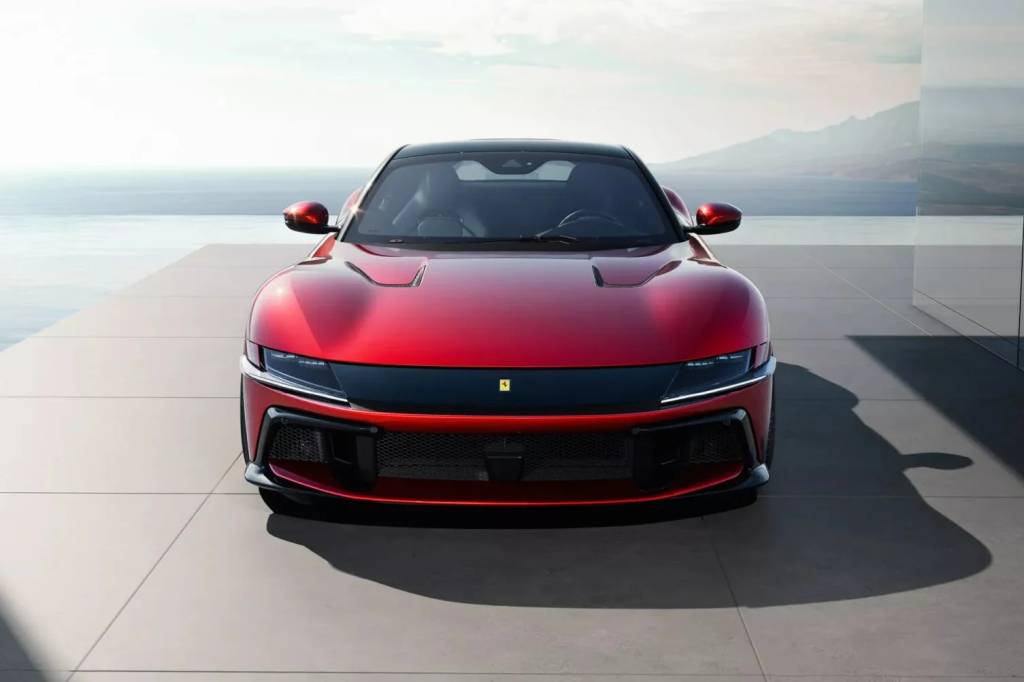 New_Ferrari_V12_ext_05_Design_red_media-2048×1152 Ferrari 12Cilindri