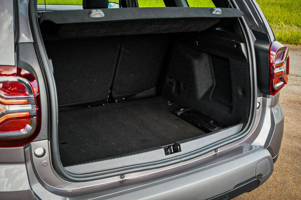 Renault Duster Iconic Plus, com motor 1.3 turboflex, testado por QUATRO RODAS Renault Duster Iconic Plus, com motor 1.3 turboflex, testado por QUATRO RODAS