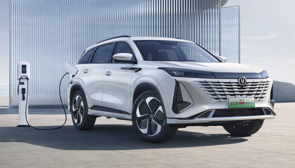 Por que o CEO da Ford disse estar assustado com os carros chineses?