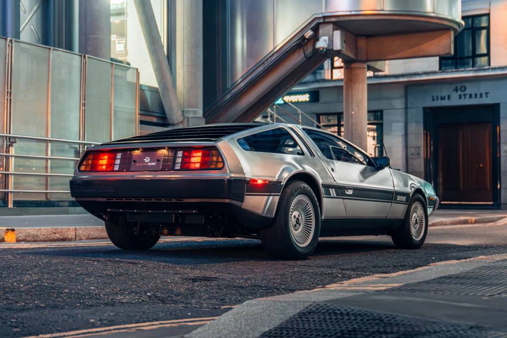 DeLorean elétrico 2 DMC-12 DeLorean