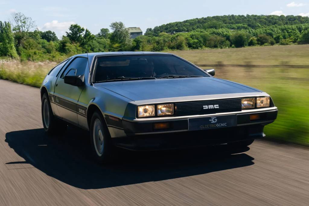 DeLorean elétrico 6 DMC-12 DeLorean