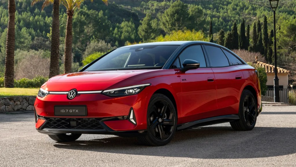Volkswagen ID.7 GTX é novo sedã elétrico esportivo com 335 cv