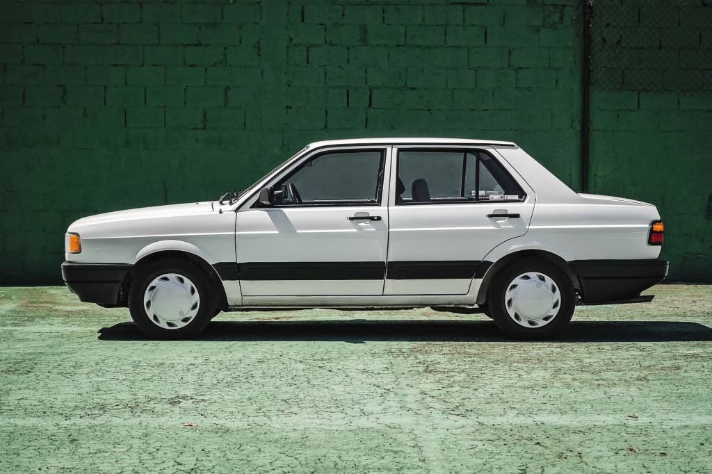 VOLKSWAGEN voyage 4 portas VOLKSWAGEN voyage 4 portas