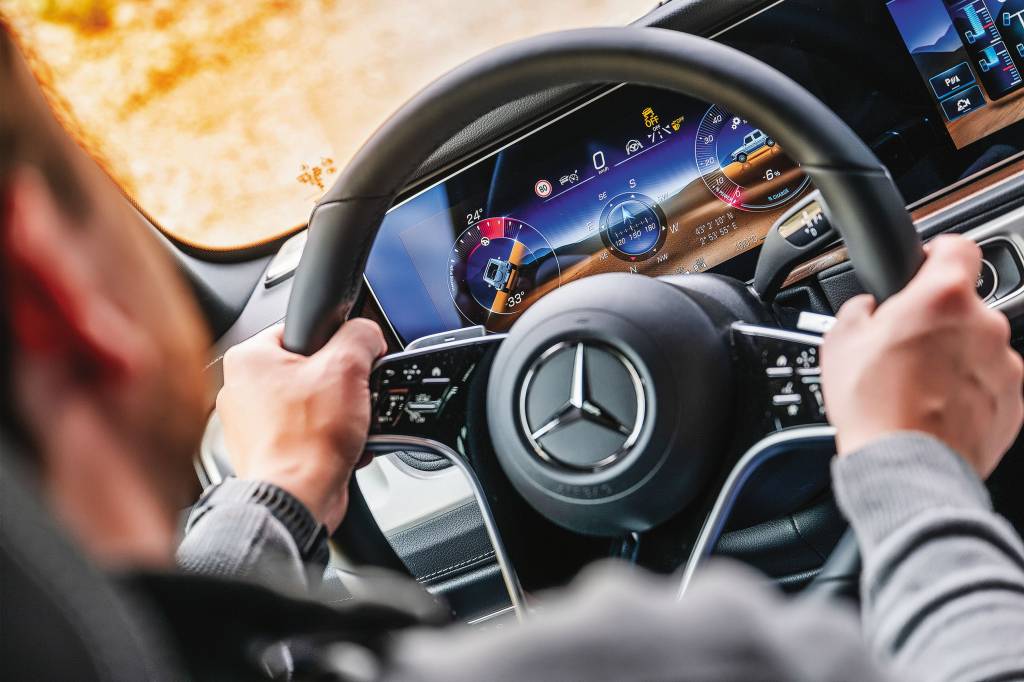 mercedes G 580 EQ mercedes G 580 EQ