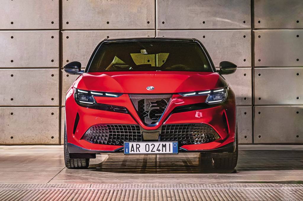 alfa romeo milano elettrica veloce alfa romeo milano elettrica veloce