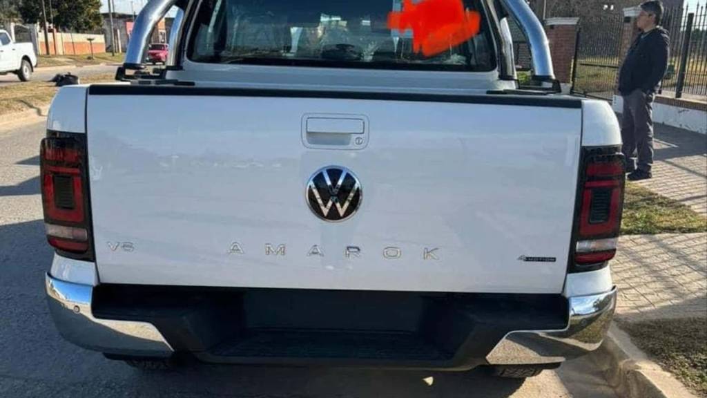 vw-amarok-highline-v6-2025 (1) Volkswagen Amarok 2025