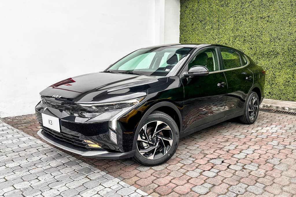 Kia K3 pode chegar ao Brasil com porta-malas gigante contra Virtus e HB20S