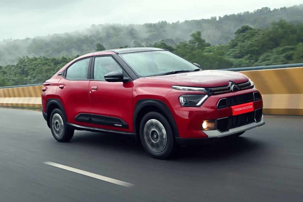 Citroën Basalt é lançado na Índia com seis airbags e porta-malas de sedã