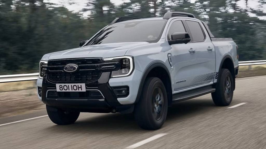 Nova Ford Ranger híbrida plug-in é mais potente que as V6 contra BYD Shark