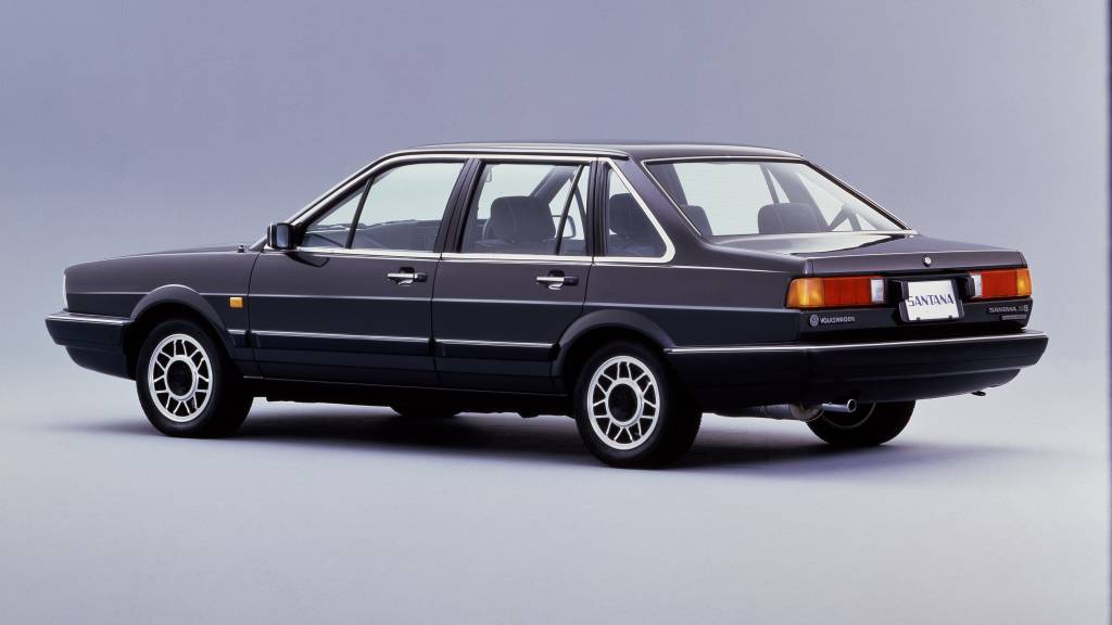 Nissan Santana (7) Nissan Santana