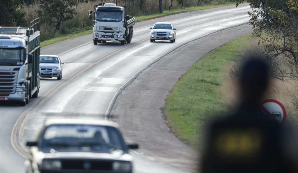 Ultrapassagem-em-rodovia-conheça-as-regras-1024×594 Ultrapassagem-em-rodovia-conheça-as-regras-1024x594