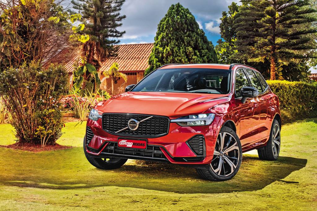 Volvo XC60 usado custa o mesmo que um VW T-Cross, mas tem farol de R$ 30.000