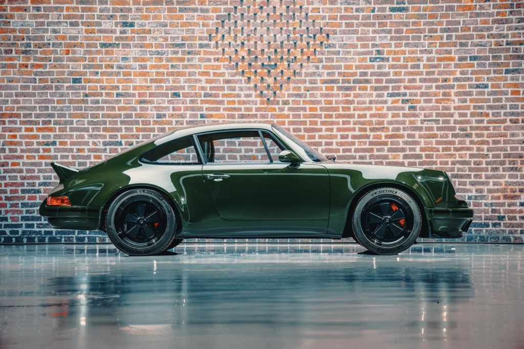 Este Porsche 911 elétrico tem motor Tesla e vale quase R$ 3 milhões