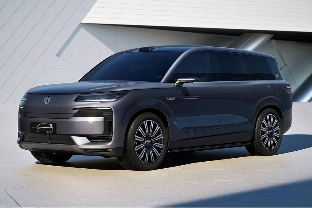 Denza revela novo SUV N9 pouco depois dele ser visto na Europa