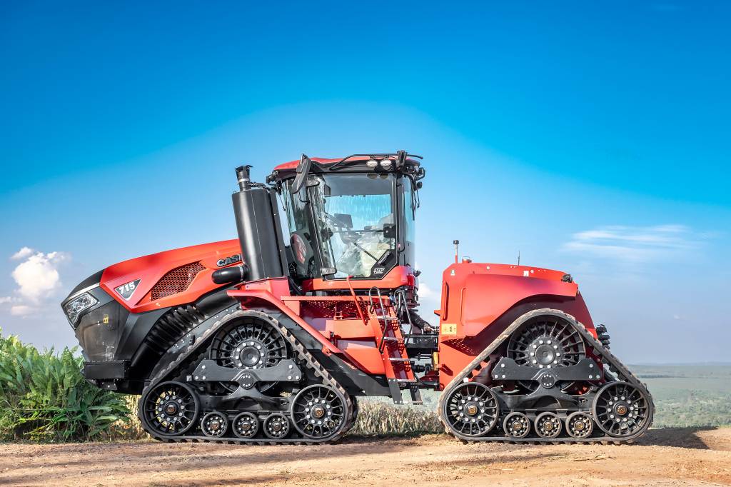 Case Quadtrac 715 (4) Case Quadtrac 715