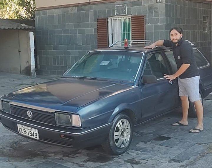 Programador transforma VW Santana Quantum em carro autônomo com R$ 900